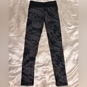 Under Armour Black HeatGear Yoga Pants